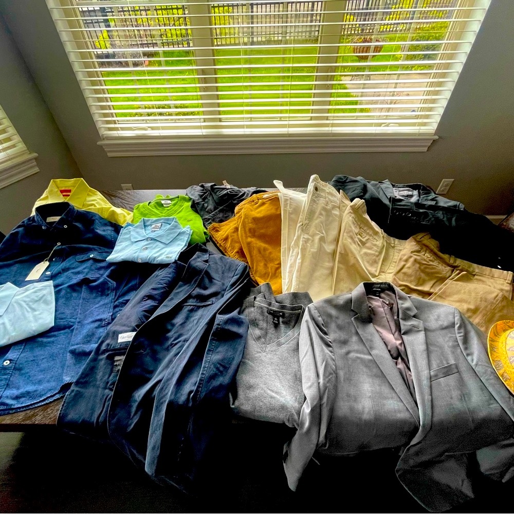 Great trunk of men’s clothes! Hugo Boss, Lacoste, Rye 51, Calvin Klein, & more!